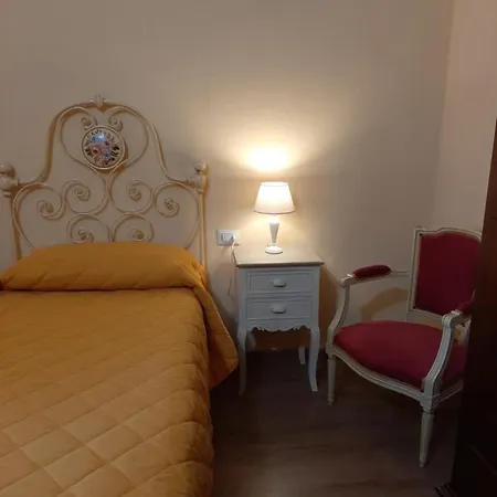 Alojamento de Acomodação e Pequeno-almoço La Casa Antica Macomer